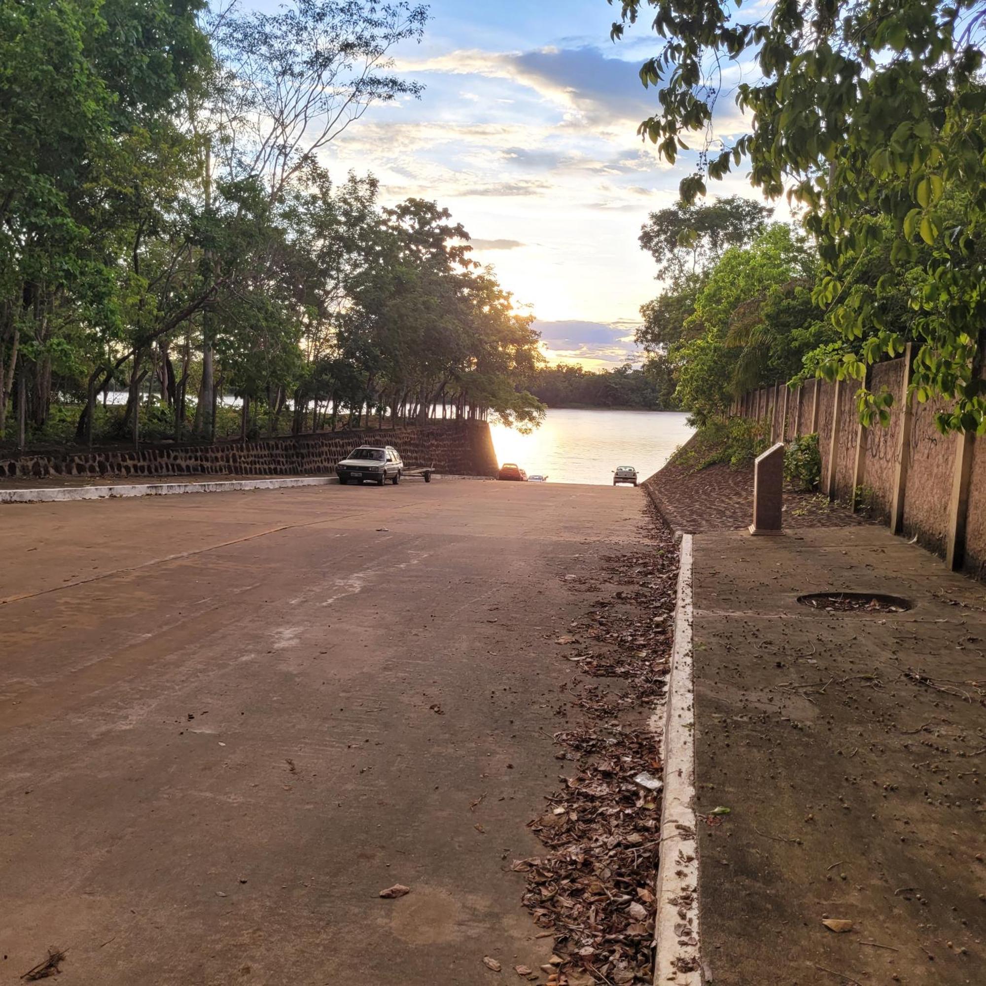 Paraiso De Aruana - Rio Araguaia - Imovel Recem Construido!! Novissimo!!!! A Piscina E Aquecida!!! Εξωτερικό φωτογραφία